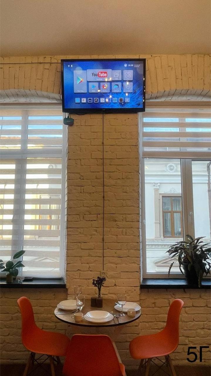 Квартира-Студія В Самому Центрі Міста Біля Кобилянської تشيرنيفتسي المظهر الخارجي الصورة